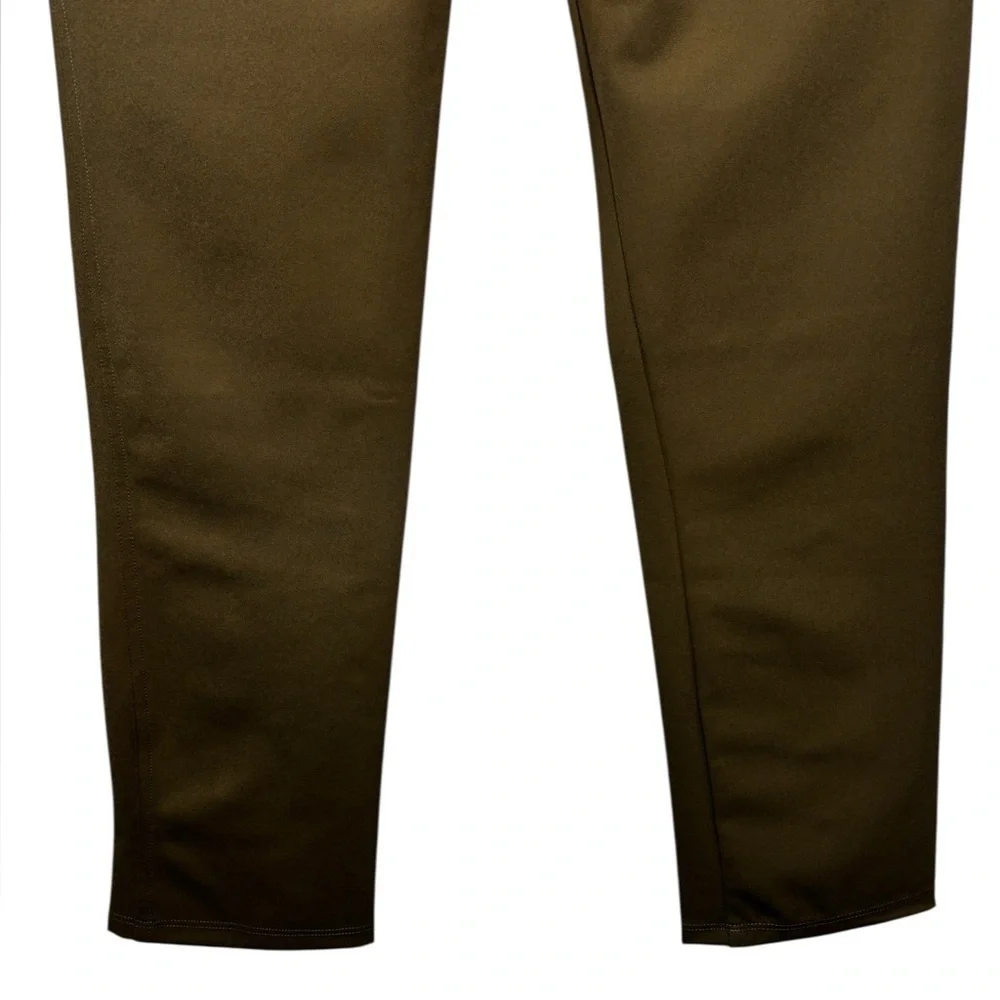 NEW Mono B MEN Classic Golf Pants in Olive Size Medium Performance Outdoor
